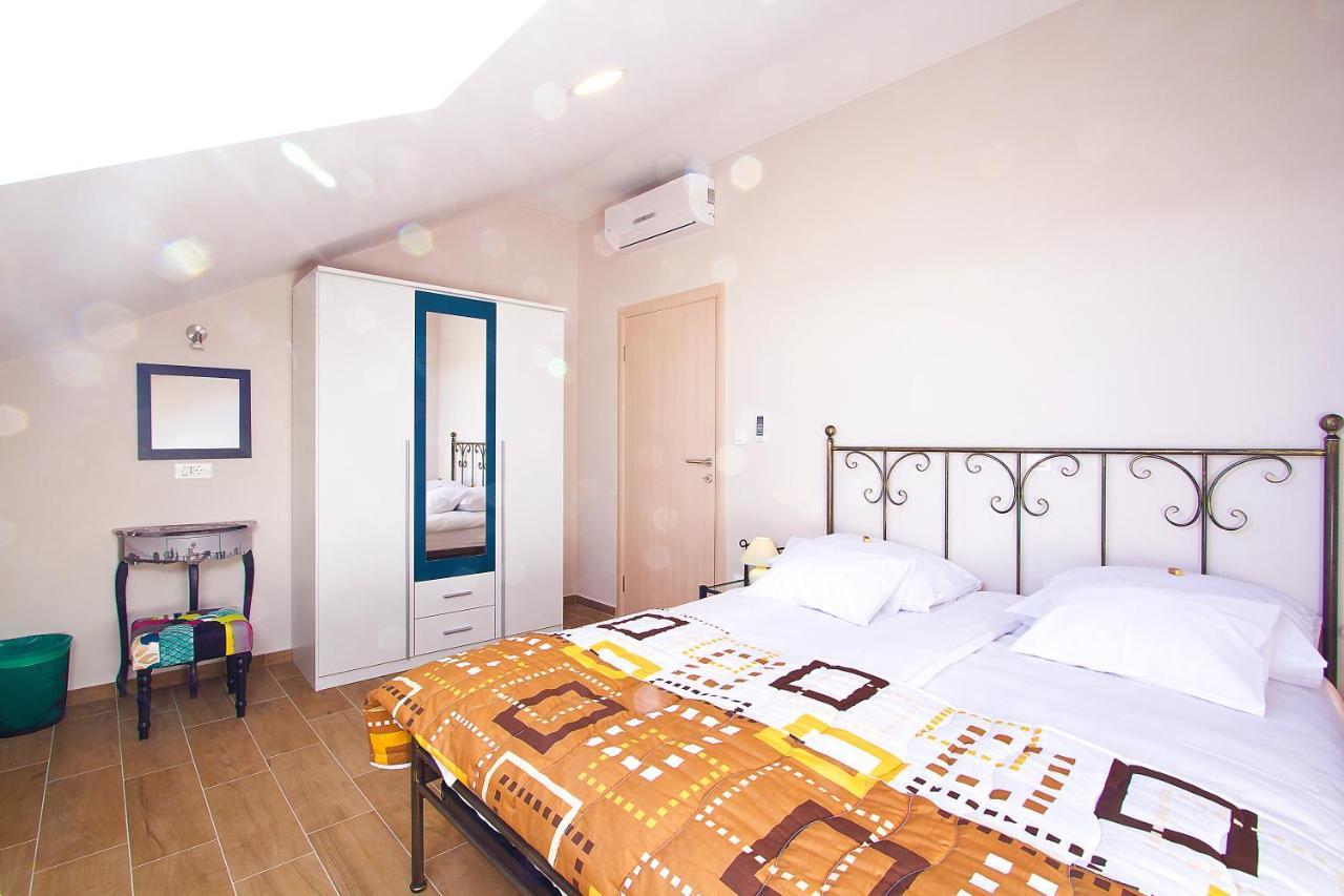 Apartment Ragusa Palace 4 Placa מראה חיצוני תמונה